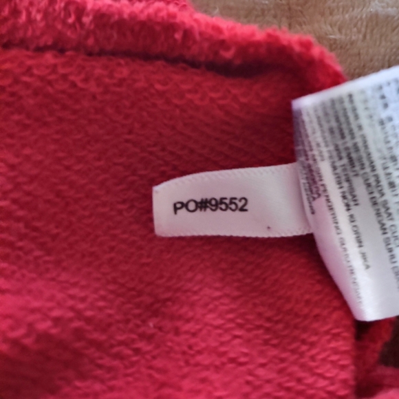 NBA Juniors Red Chicago Bulls Basketball Hoodie - Picture 6 of 11